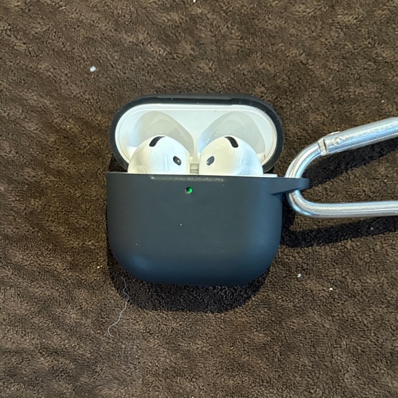 Apple AirPods 4th generation